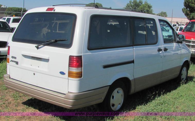 image for item 4055 1996 Ford Aerostar
