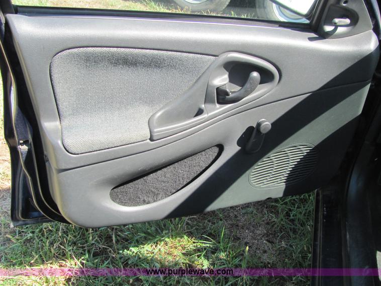 image for item 4059 2002 Chevrolet Cavalier