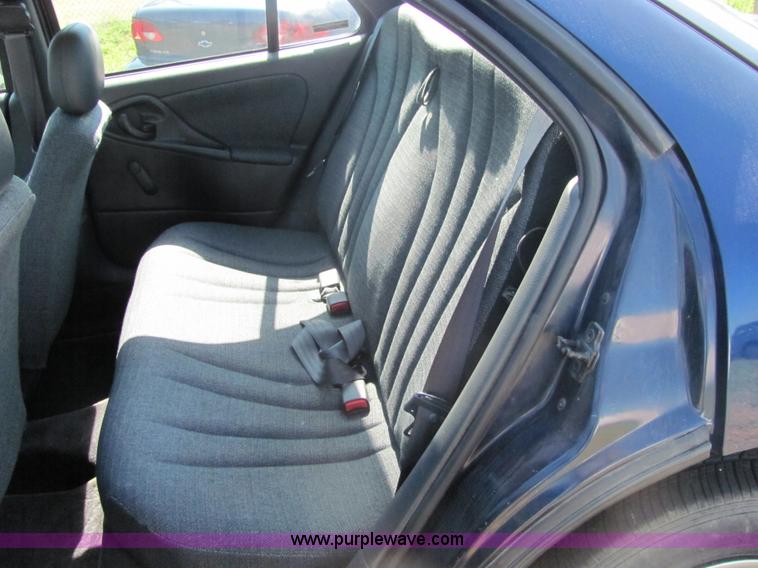 image for item 4059 2002 Chevrolet Cavalier