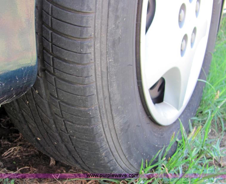 image for item 4059 2002 Chevrolet Cavalier