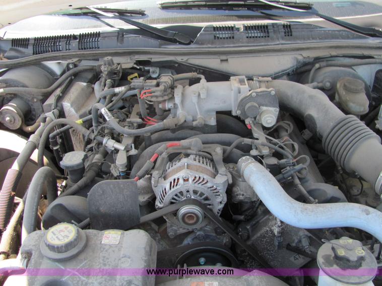 image for item 4060 2006 Ford Crown Victoria Police Interceptor