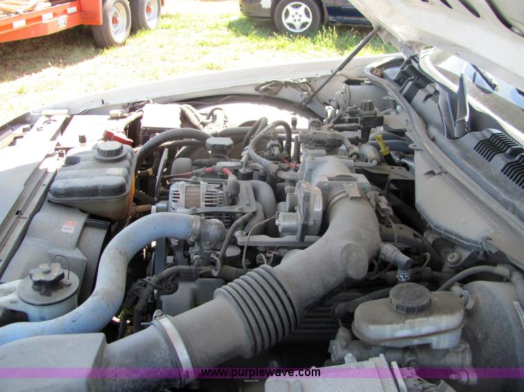 image for item 4060 2006 Ford Crown Victoria Police Interceptor