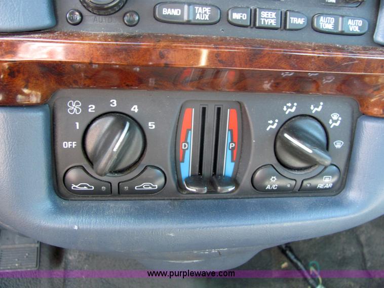 image for item 4061 2003 Chevrolet Impala