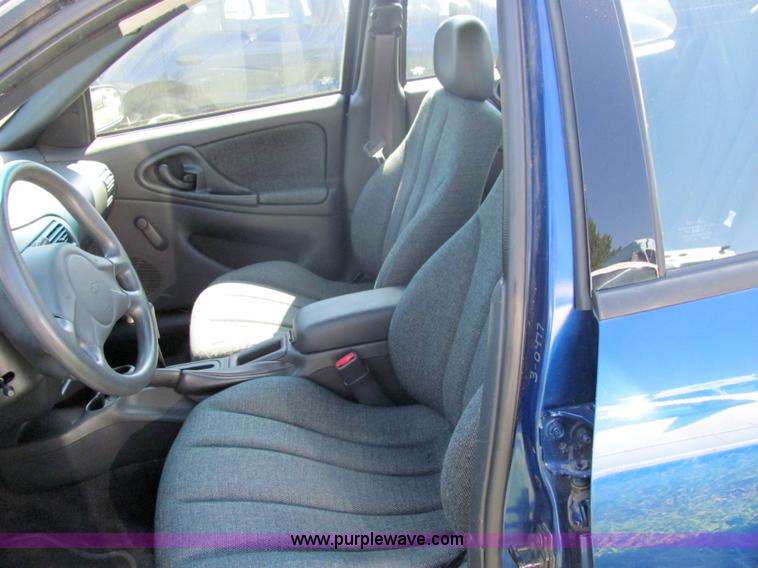 image for item 4064 2003 Chevrolet Cavalier