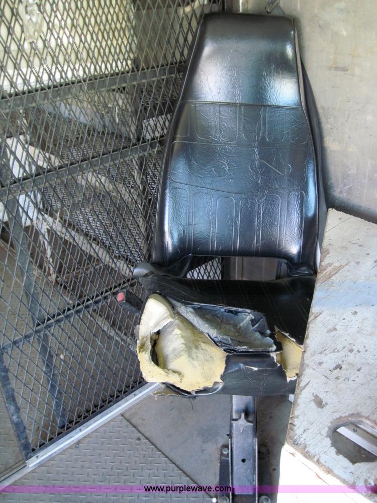 image for item 4070 2000 Freightliner MT55 step van