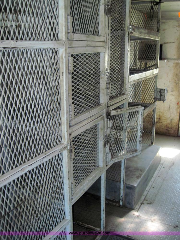 image for item 4070 2000 Freightliner MT55 step van