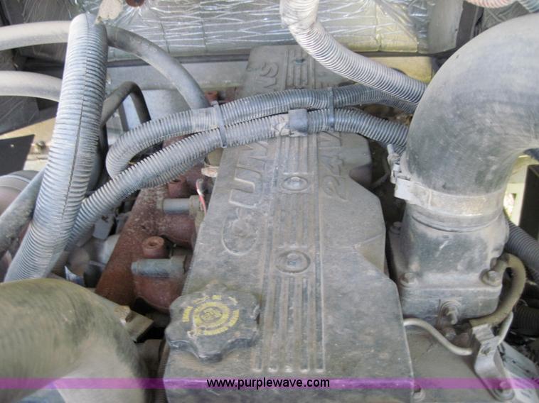 image for item 4070 2000 Freightliner MT55 step van