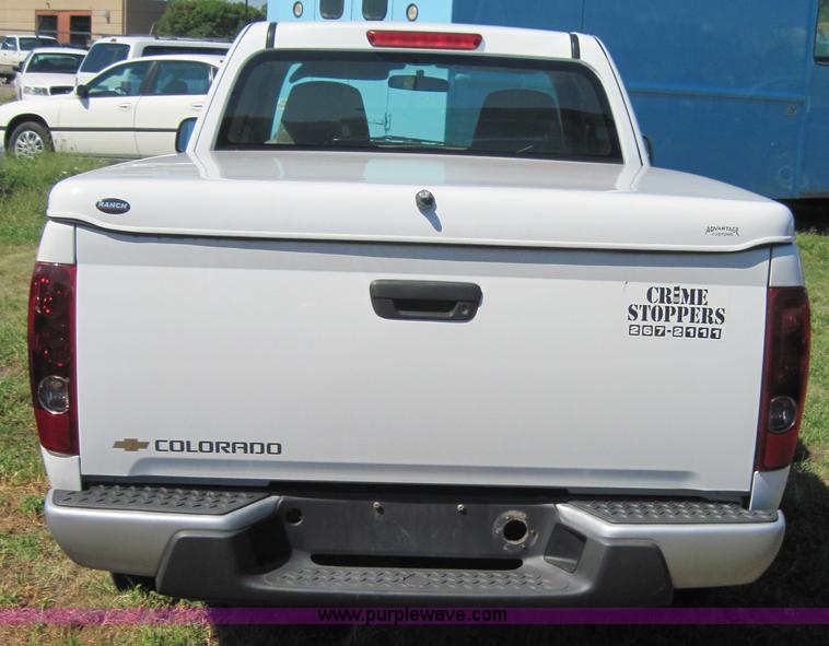 image for item 4073 2005 Chevrolet Colorado pickup truck