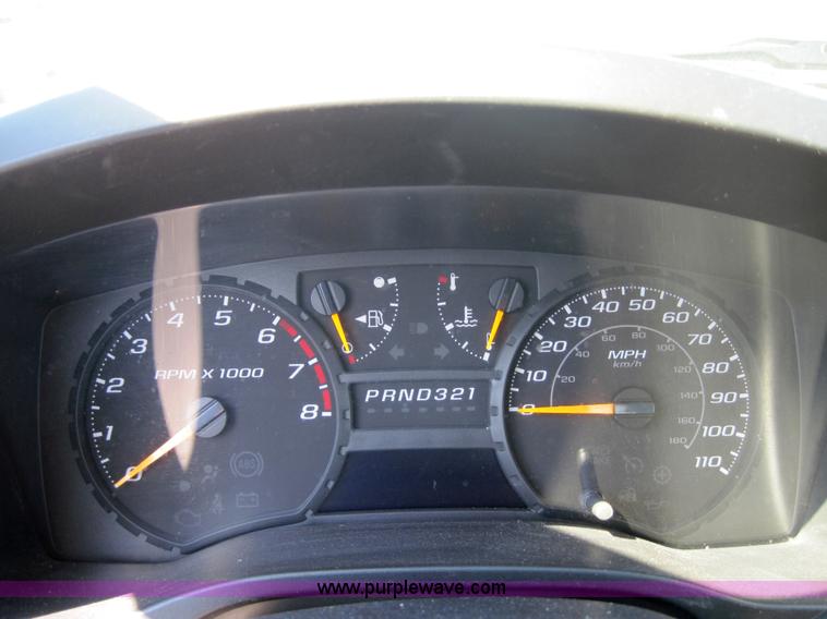 image for item 4073 2005 Chevrolet Colorado pickup truck