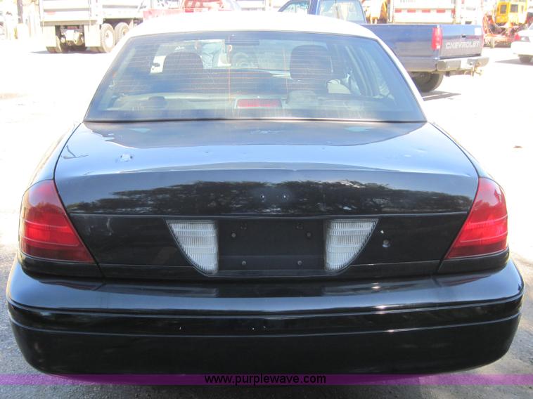 image for item 4127 2008 Ford Crown Victoria Police Interceptor