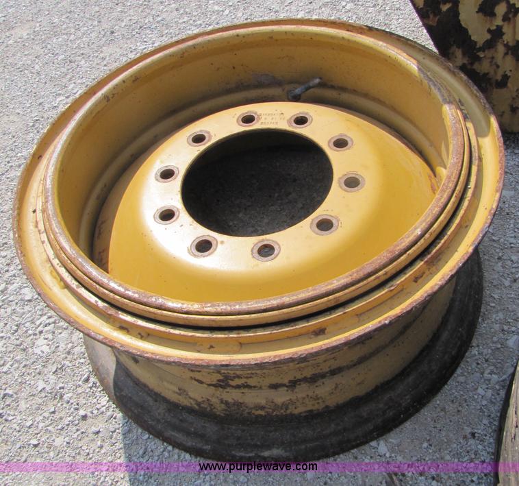 image for item 3501 Assorted tires and wheels