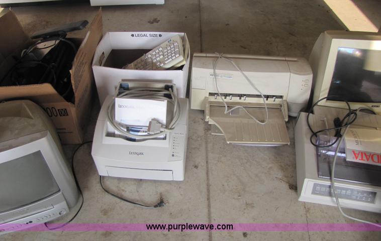 image for item 3594 Assorted electronics