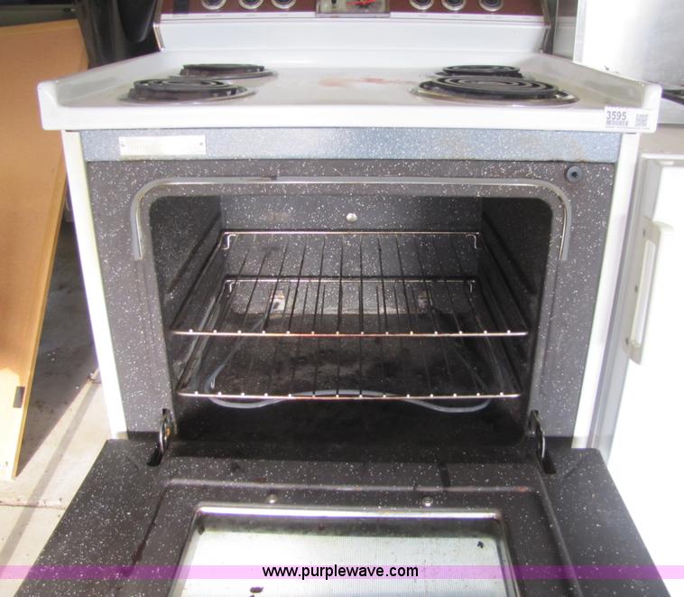 image for item 3595 Assorted appliances