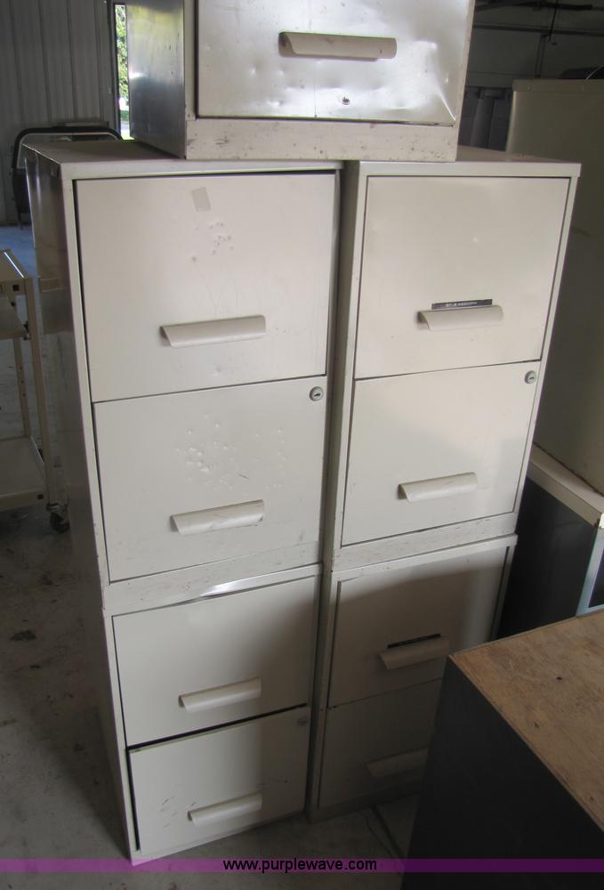 image for item 3596 Assorted cabinets