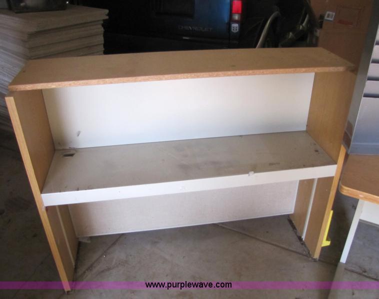 image for item 3598 Assorted office furniture