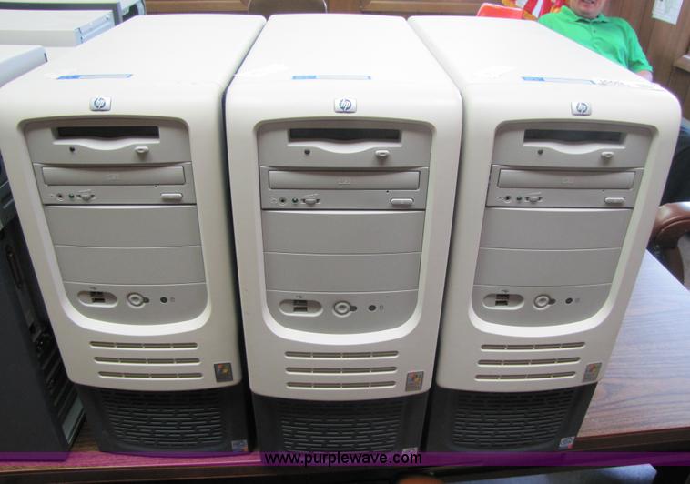 image for item 3600 (3) computer towers