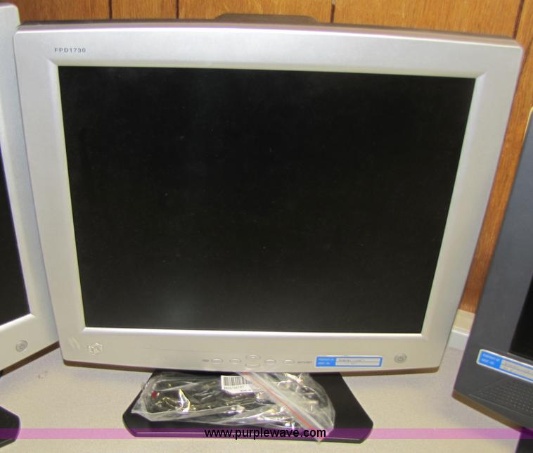 image for item 3604 (3) flatscreen monitors