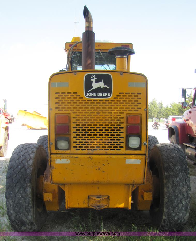 1988 John Deere 772 BH articulating motor grader in Onawa, IA Item