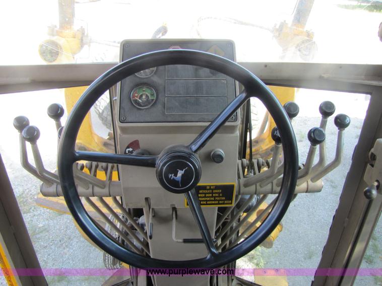 image for item 3610 1988 John Deere 772 B-H articulating motor grader