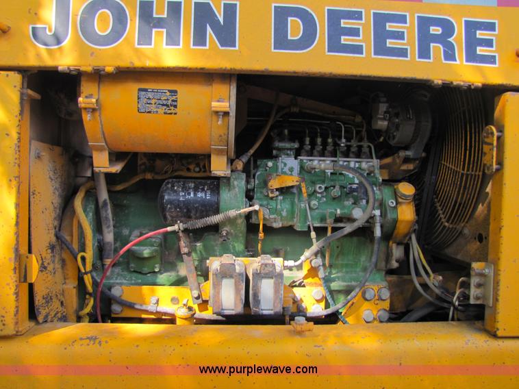 image for item 3610 1988 John Deere 772 B-H articulating motor grader