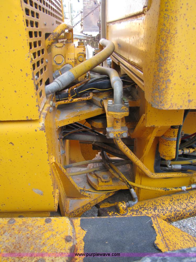 image for item 3610 1988 John Deere 772 B-H articulating motor grader