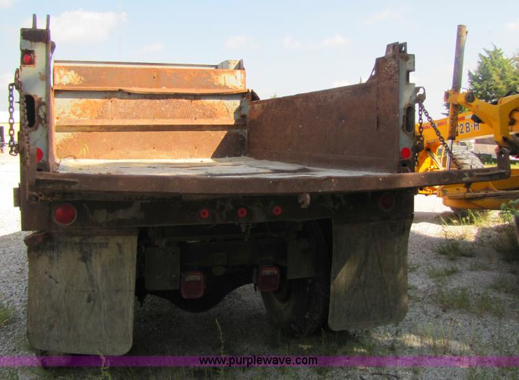 image for item 3612 1977 Chevrolet C65 dump truck