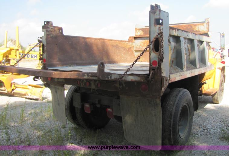 image for item 3612 1977 Chevrolet C65 dump truck