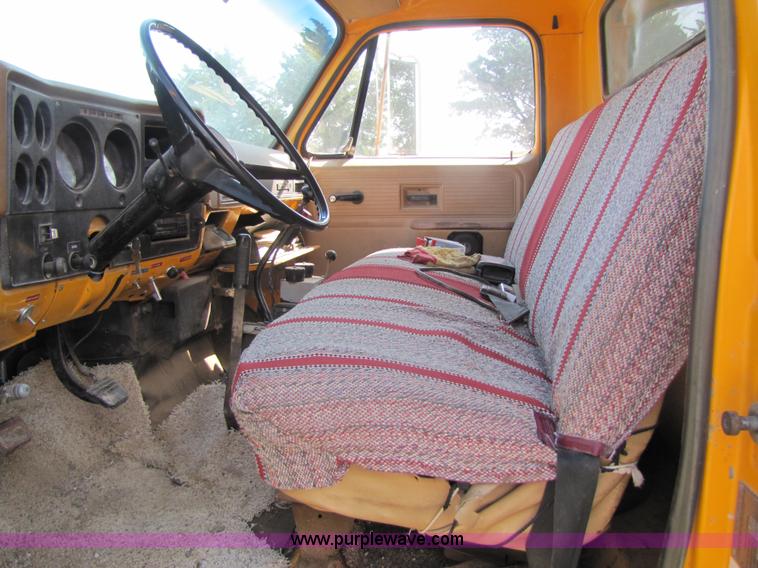 image for item 3612 1977 Chevrolet C65 dump truck