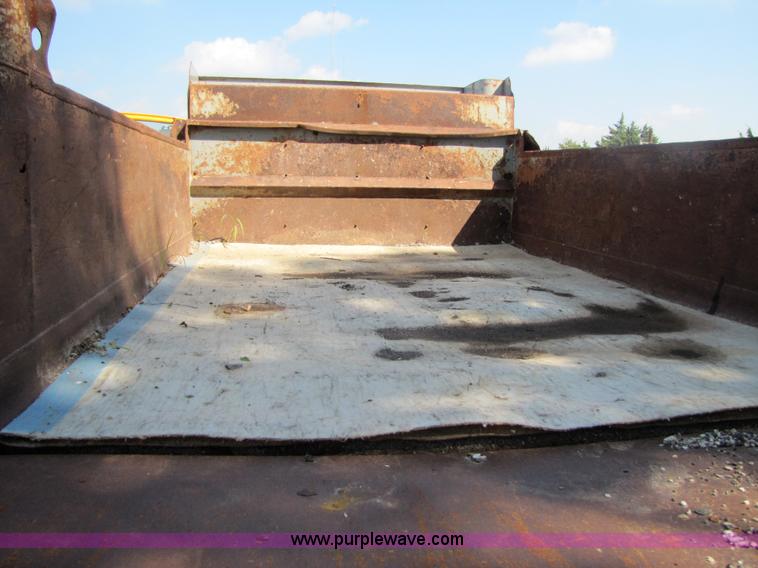 image for item 3612 1977 Chevrolet C65 dump truck