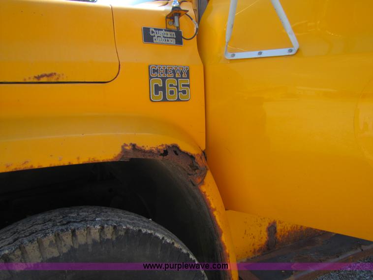 image for item 3612 1977 Chevrolet C65 dump truck