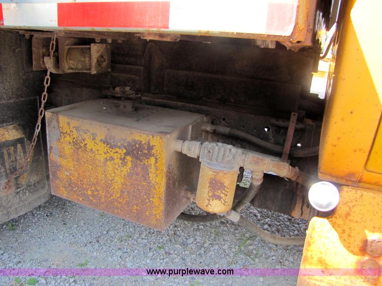 image for item 3612 1977 Chevrolet C65 dump truck