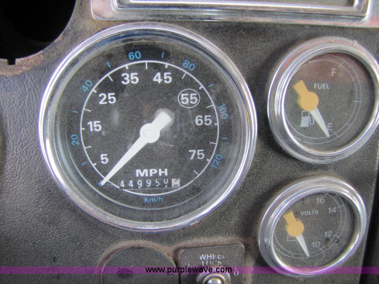 image for item 3613 1992 Ford Conventional LT9000 dump truck