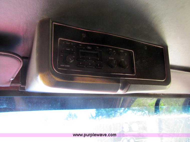 image for item 3613 1992 Ford Conventional LT9000 dump truck