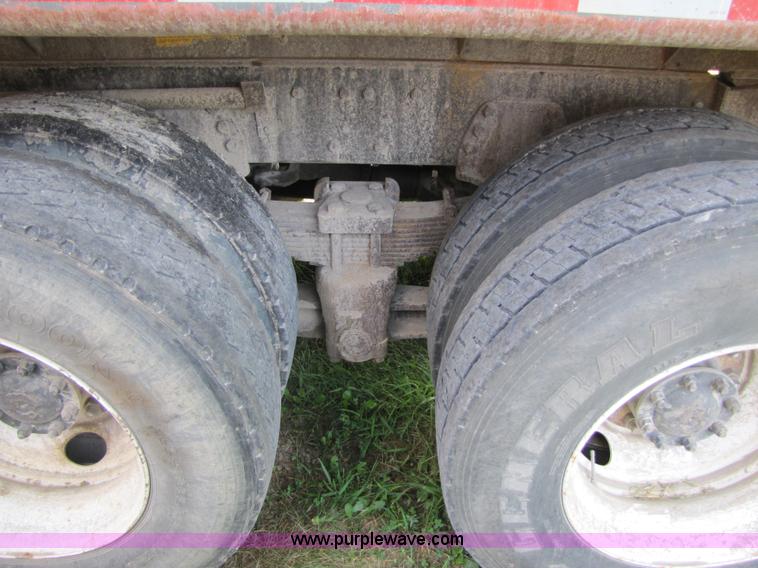 image for item 3613 1992 Ford Conventional LT9000 dump truck