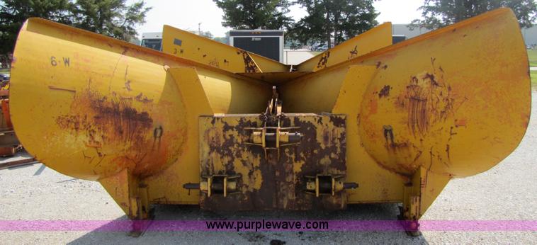 image for item 3615 Snow plow