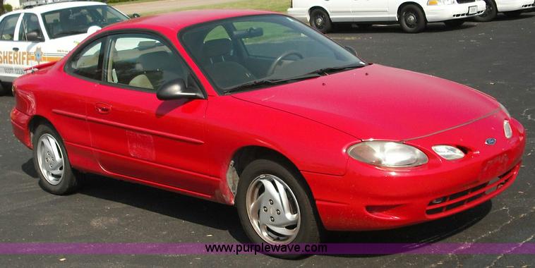 image for item 3621 2000 Ford Escort ZX2