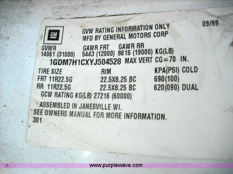 image for item 3628 2000 GMC C7500 dump truck