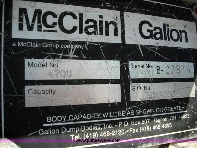 image for item 3628 2000 GMC C7500 dump truck