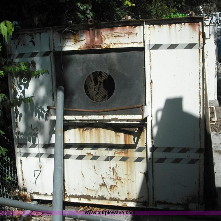 image for item 3629 Leaf collection box