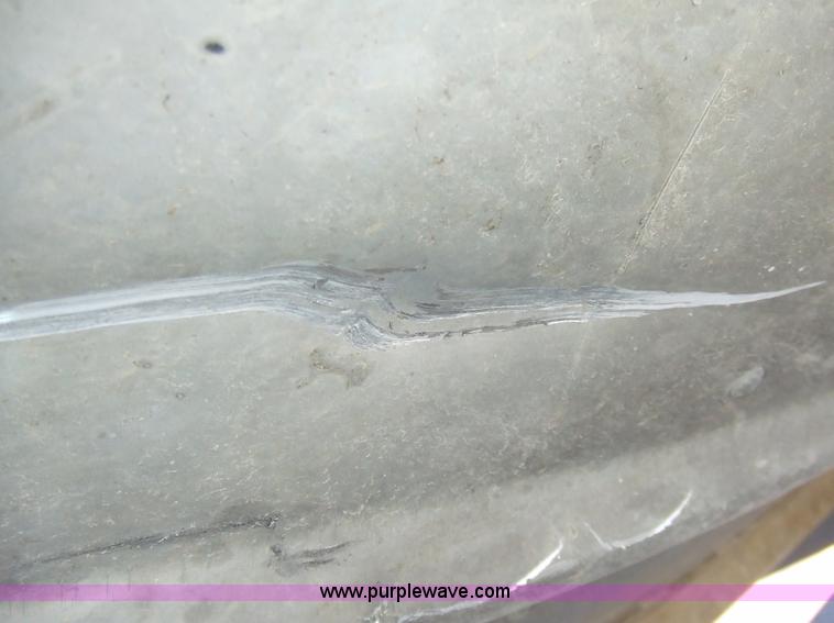 image for item 2243 1992 Bass Tracker Pro 17 16' boat