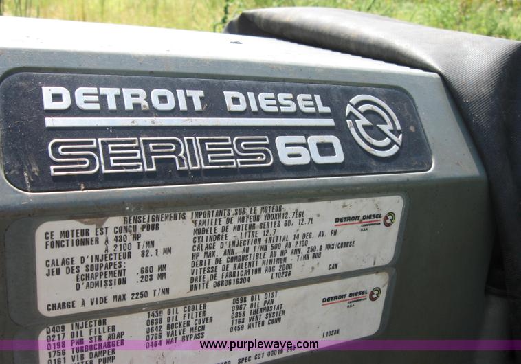 image for item 2732 Semi-truck chassis with engine