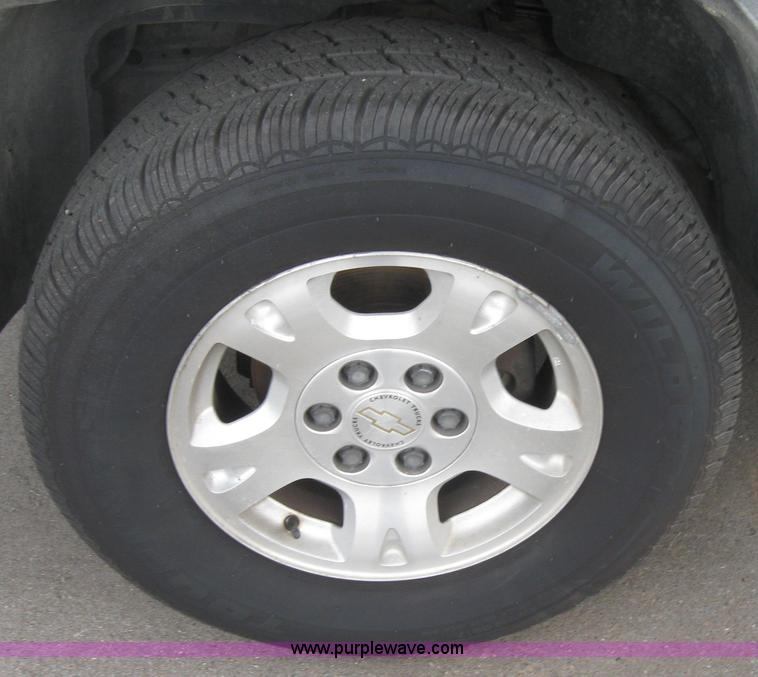 image for item 2787 2002 Chevrolet Avalance K1500