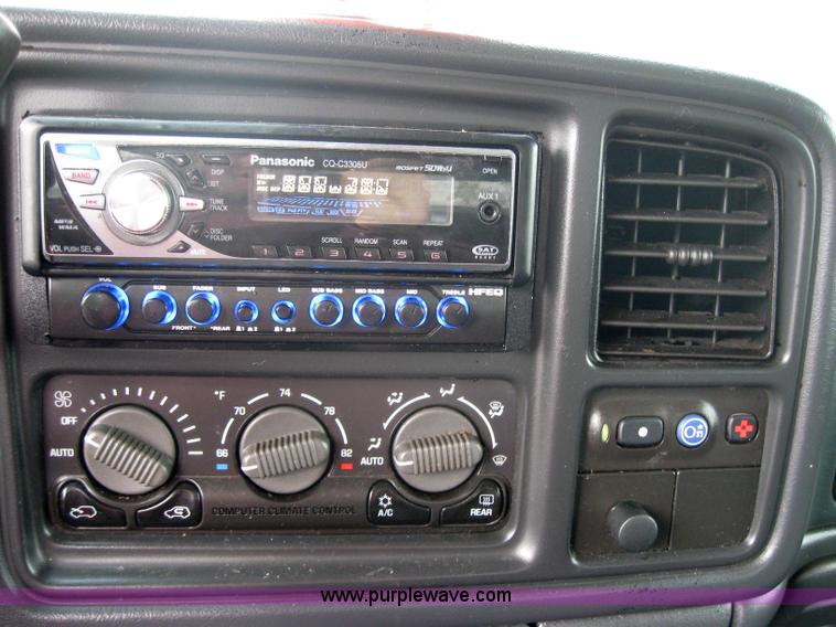 image for item 2787 2002 Chevrolet Avalance K1500