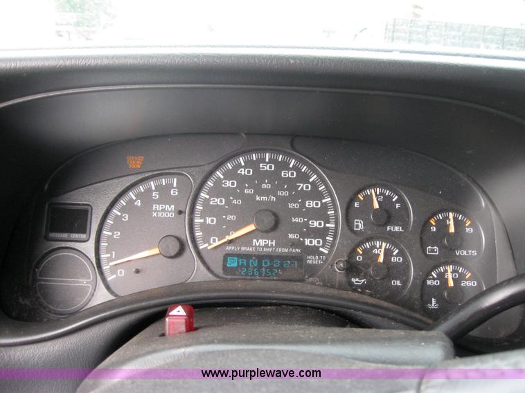 image for item 2787 2002 Chevrolet Avalance K1500