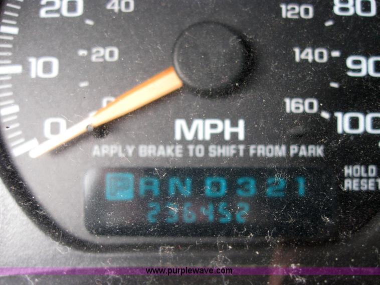 image for item 2787 2002 Chevrolet Avalance K1500