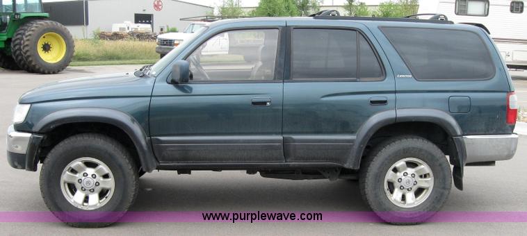 image for item 2788 1997 Toyota 4 Runner LTD