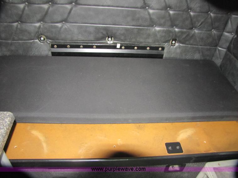 image for item 3090 2003 Freightliner Conventional FLD132 XL Classic semi truck