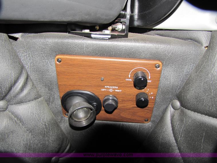 image for item 3090 2003 Freightliner Conventional FLD132 XL Classic semi truck