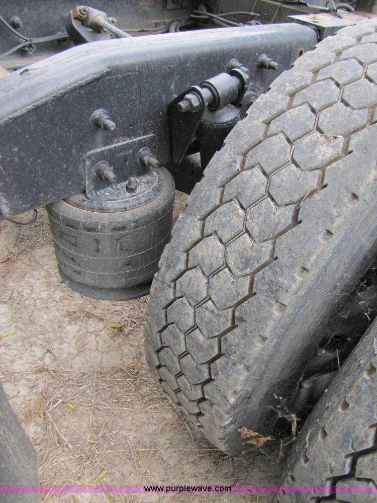 image for item 3090 2003 Freightliner Conventional FLD132 XL Classic semi truck