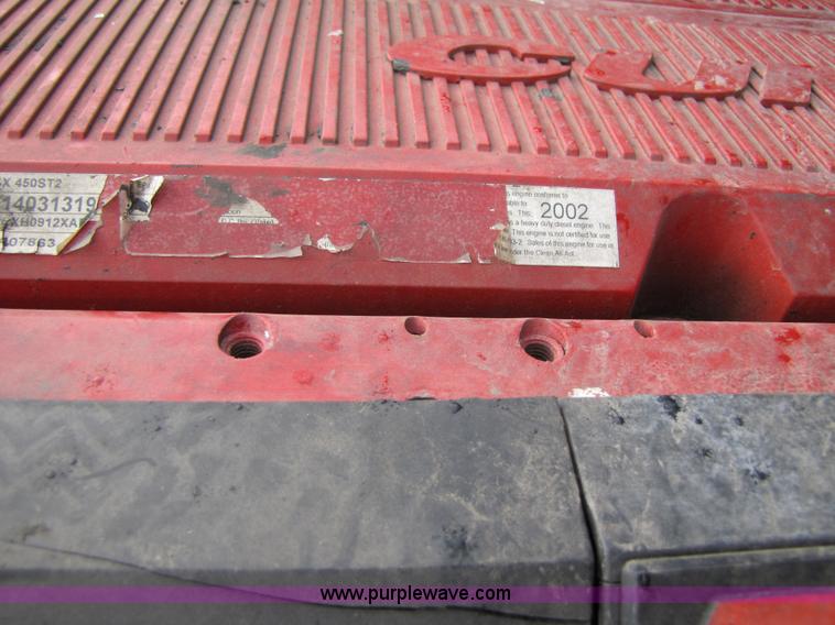 image for item 3092 2003 Volvo VNL 770 semi truck